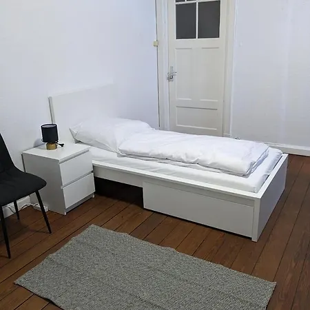 Boading Haus Monteurwohnung 아파트 하이데